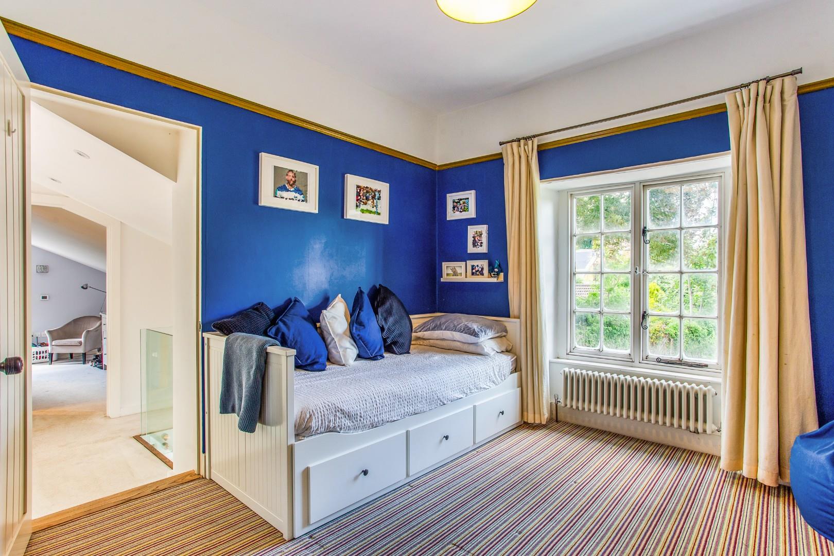 Bath Road, Saltford, Bristol