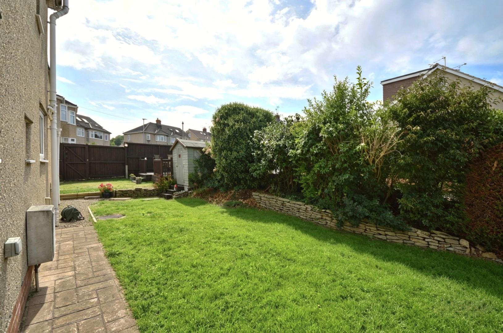 Uplands Road, Saltford