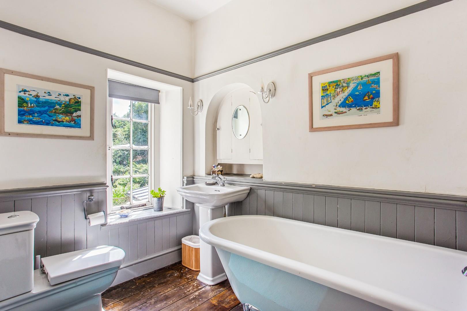 Bath Road, Saltford, Bristol