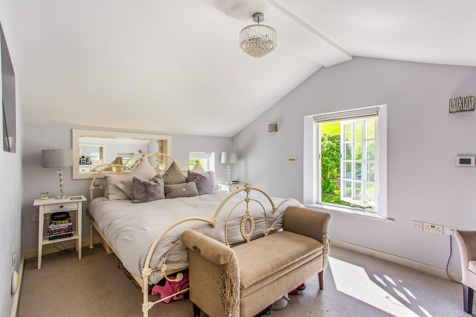 Bath Road, Saltford, Bristol