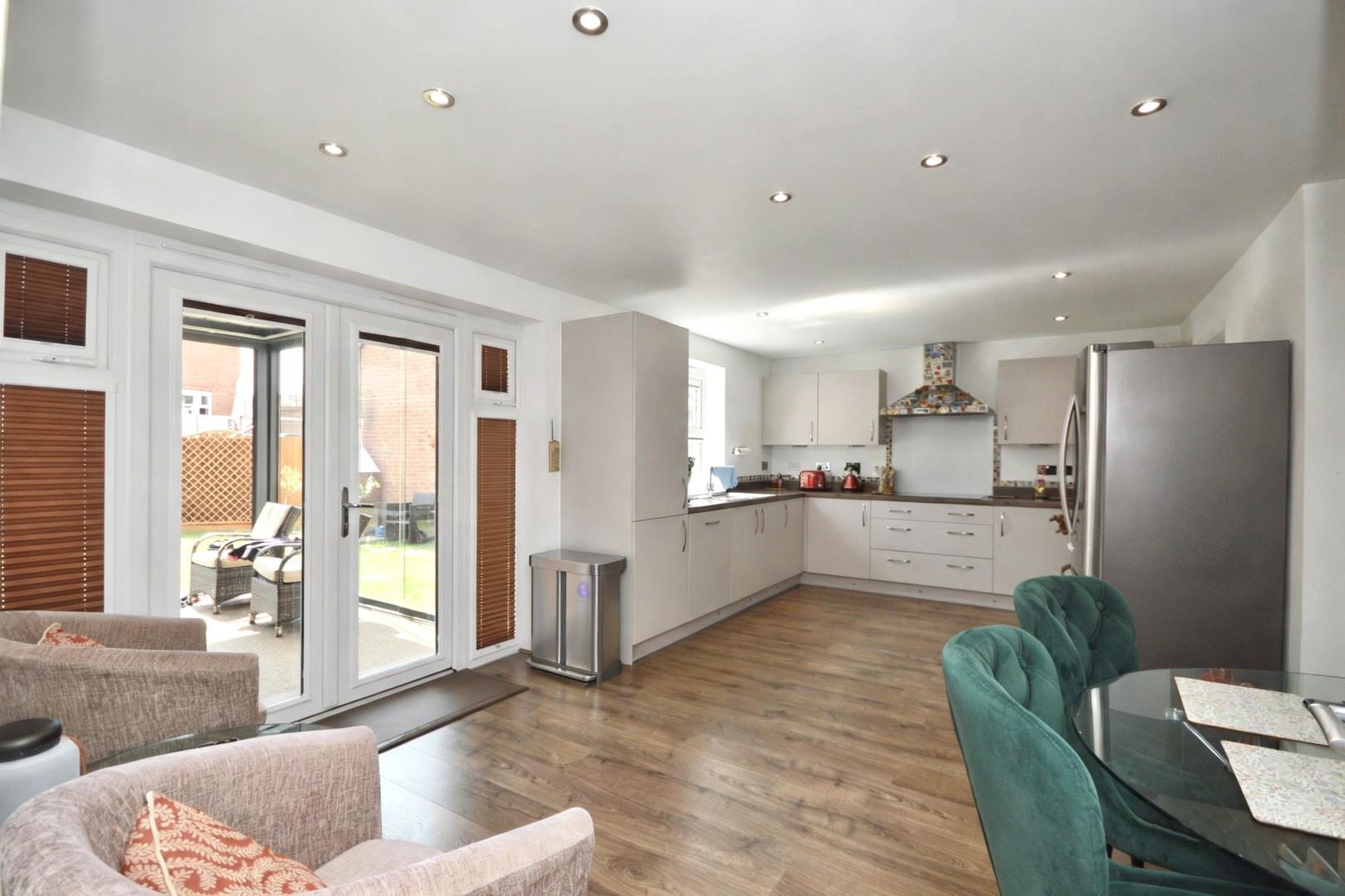 Fieldfare Close, Keynsham, Bristol