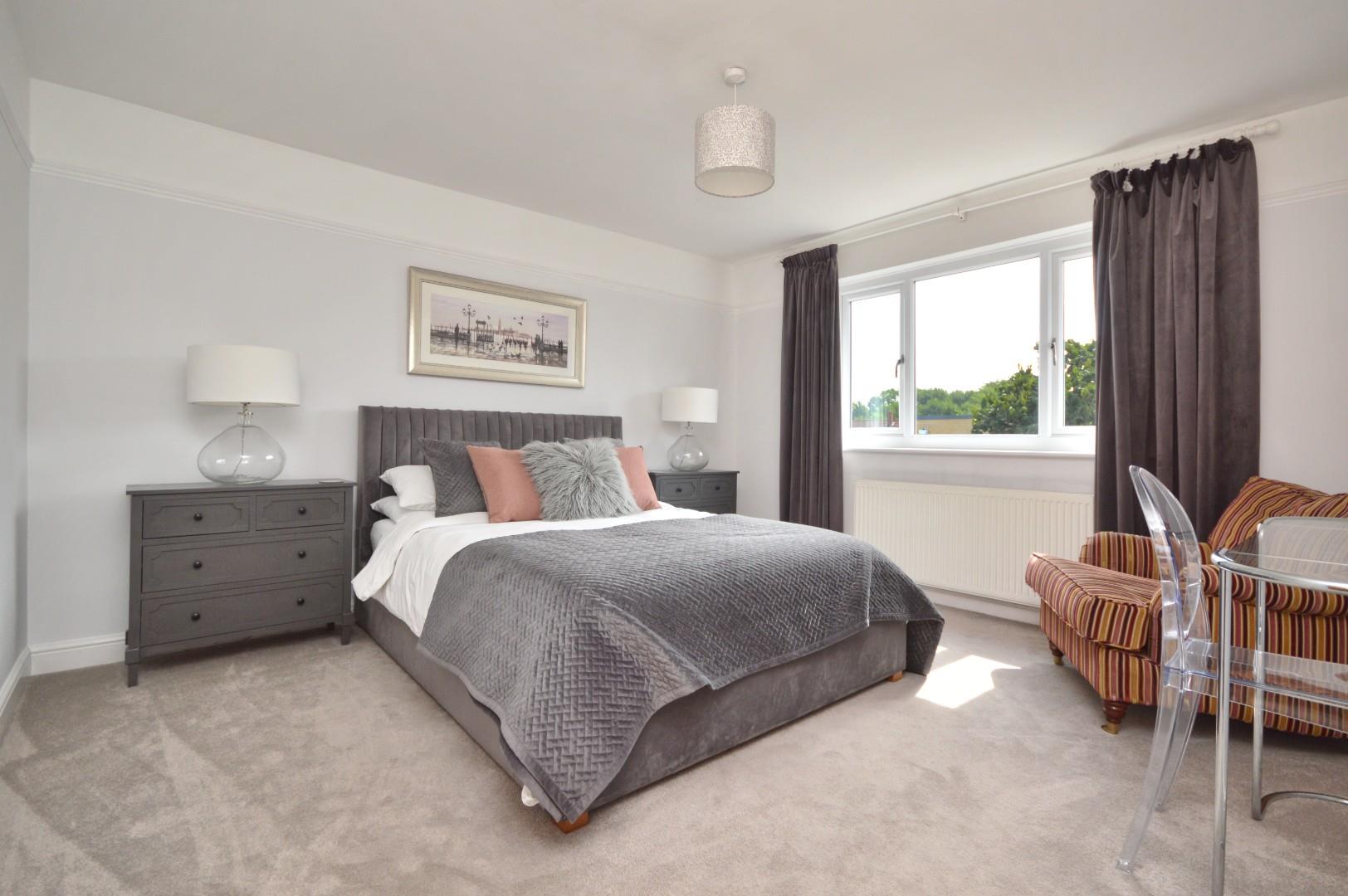 Uplands Road, Saltford