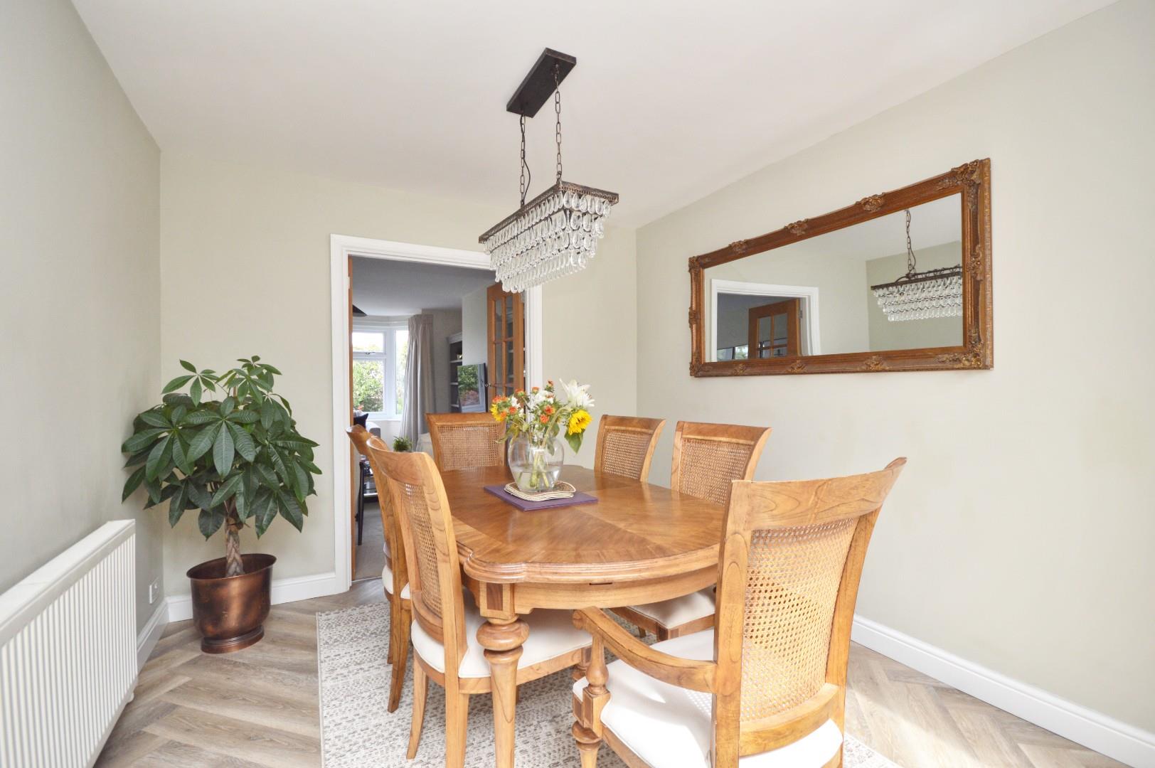 Uplands Road, Saltford