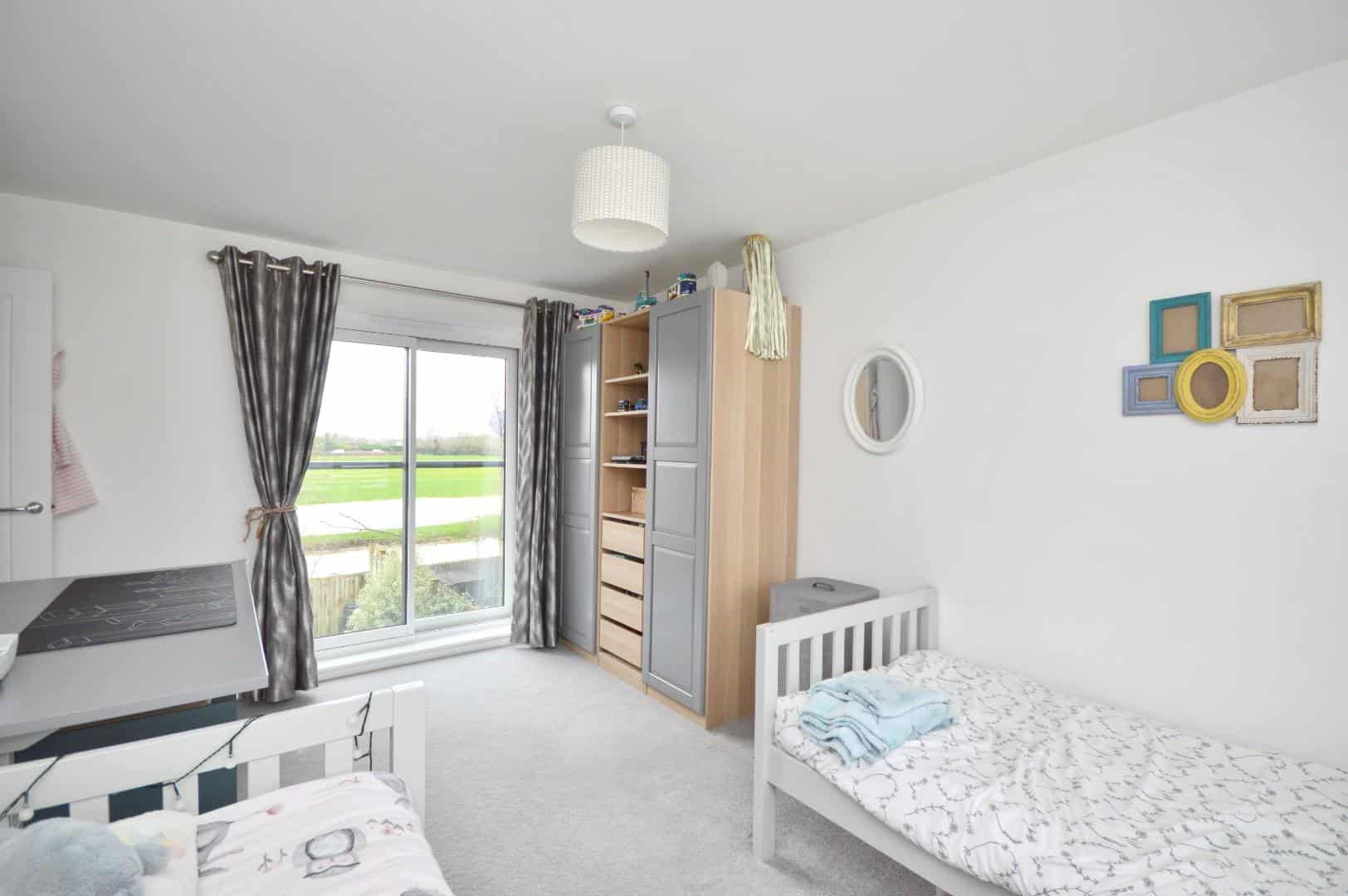 Romulus Close, Keynsham, Bristol