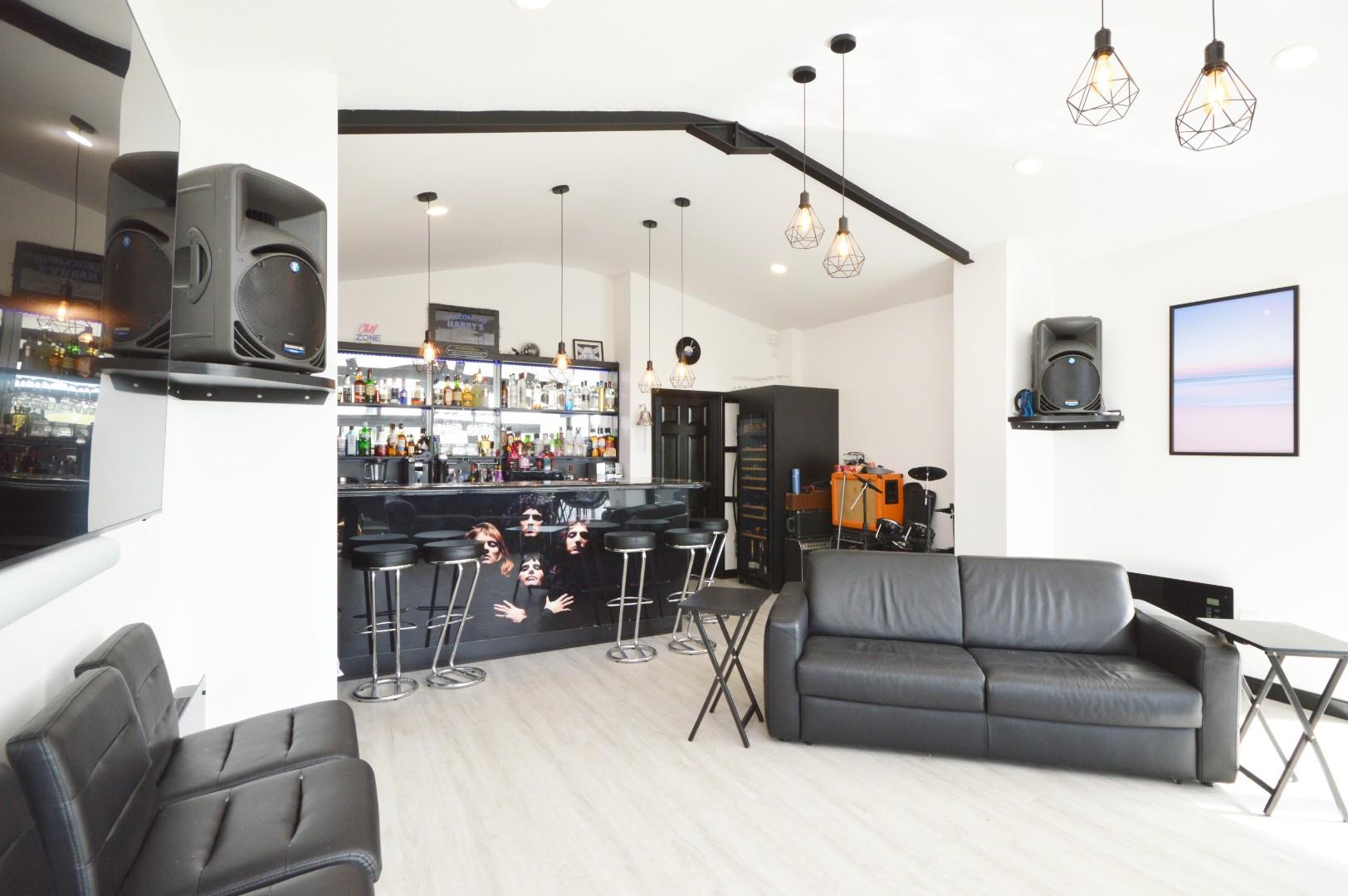 Wellsway, Keynsham