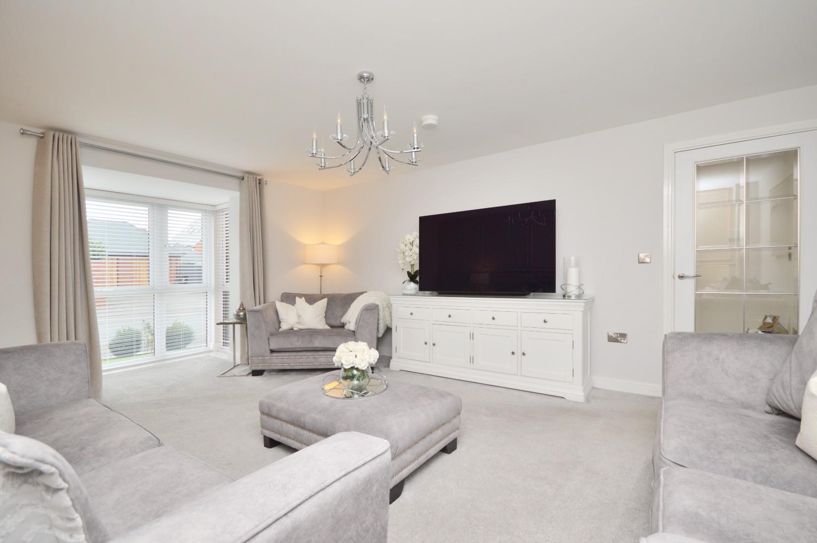 Arcadius Way, Keynsham, Bristol