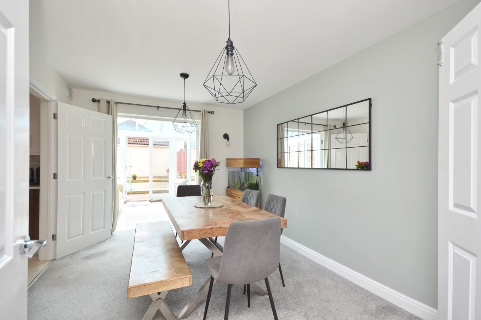 Bath Road, Keynsham, Bristol