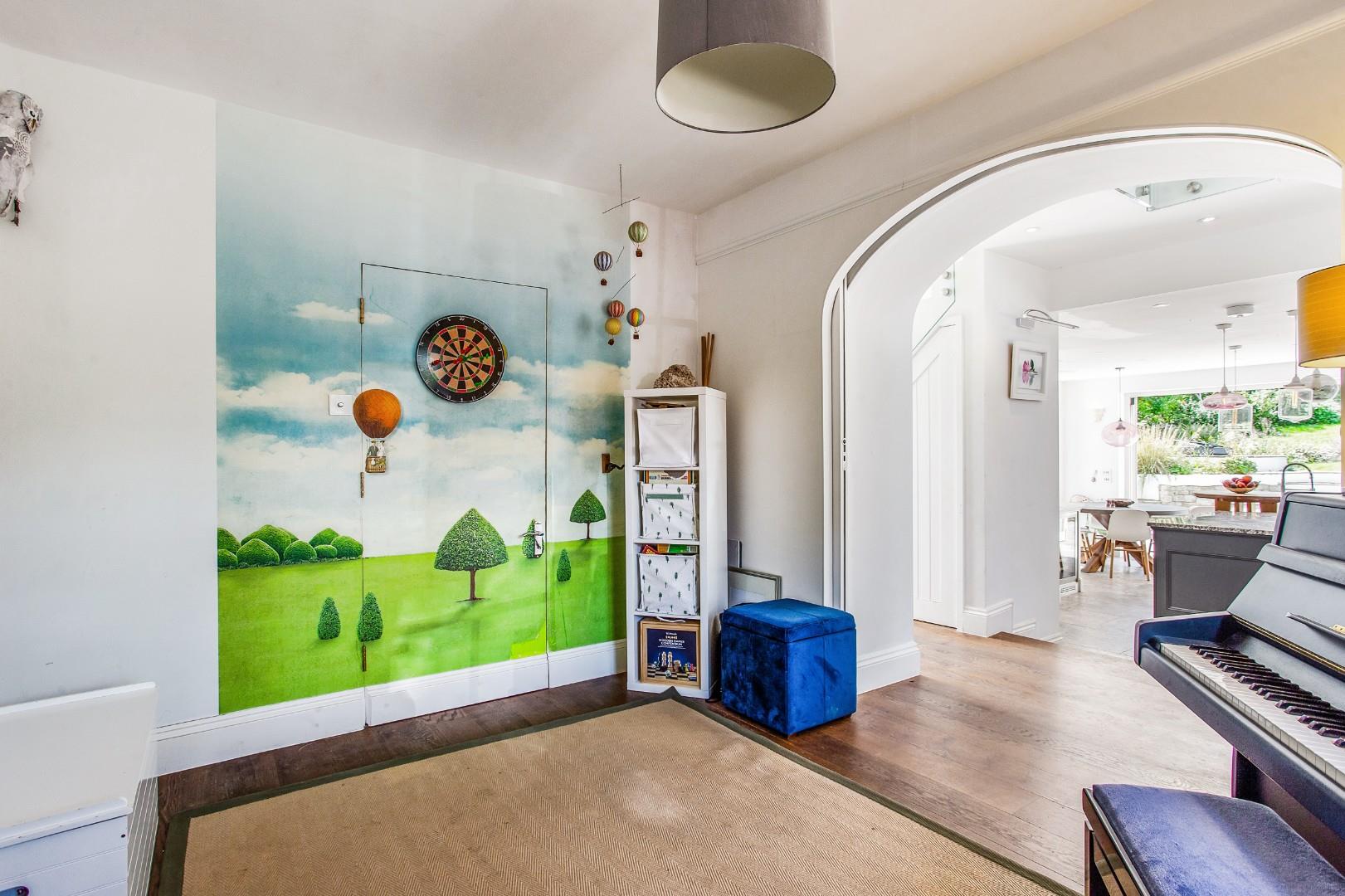 Bath Road, Saltford, Bristol