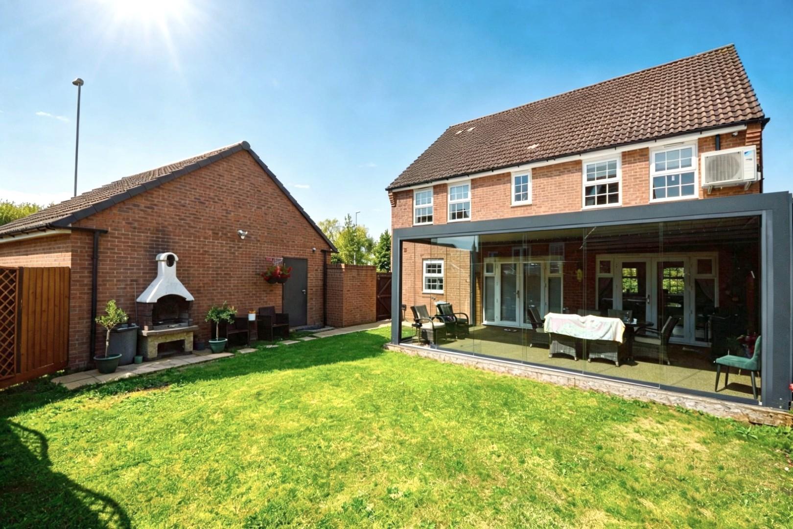 Fieldfare Close, Keynsham, Bristol