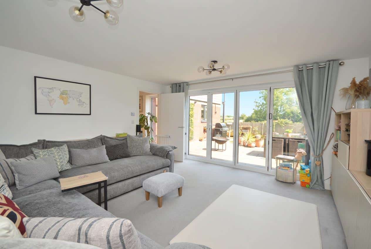 Romulus Close, Keynsham, Bristol