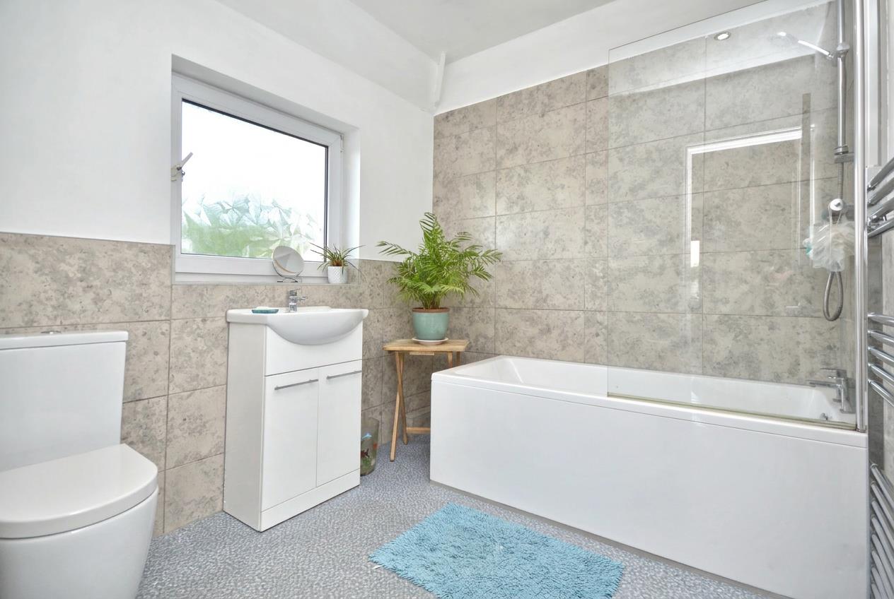 Roundmoor Gardens, Stockwood, Bristol