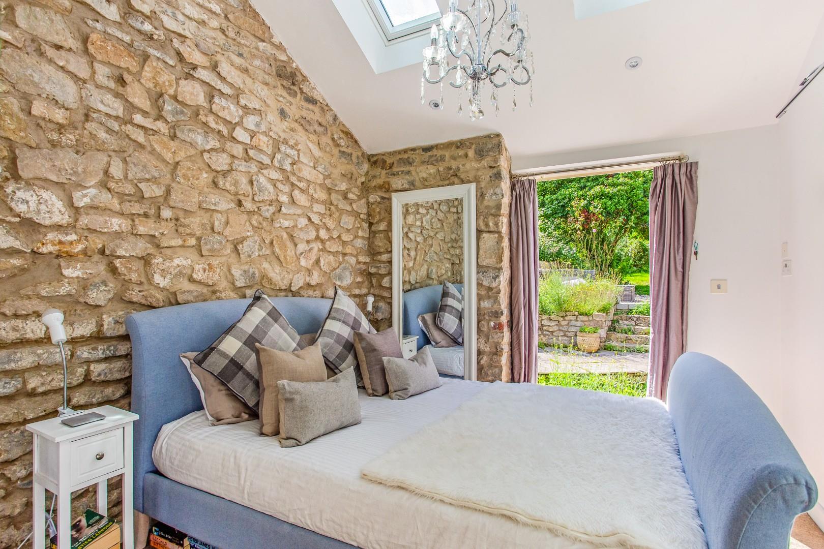 Bath Road, Saltford, Bristol