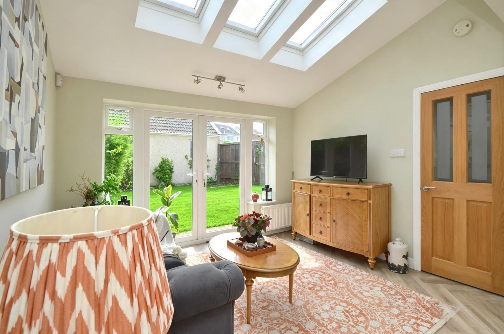 Uplands Road, Saltford