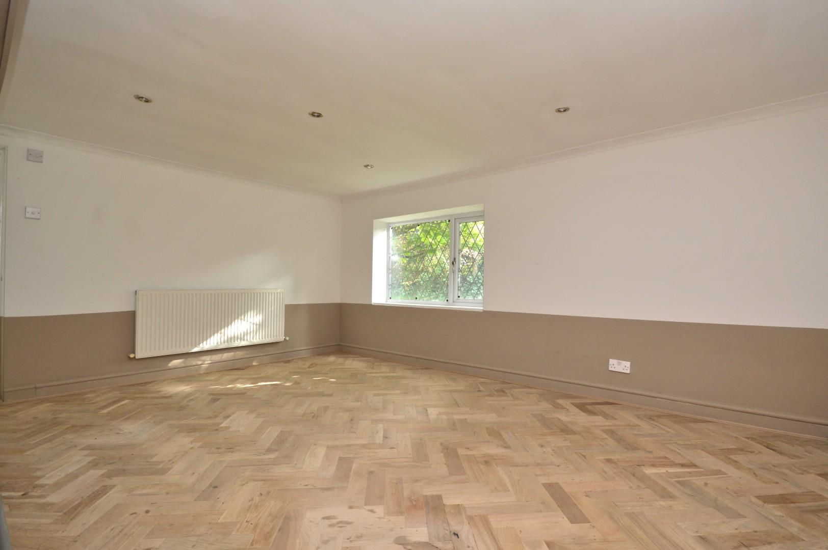 Bath Road, Keynsham, Bristol