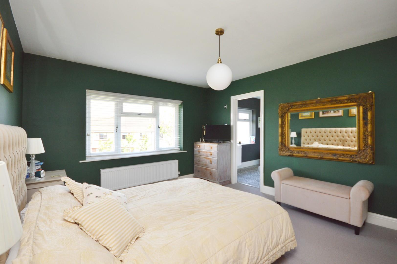 Hurn Lane, Keynsham, Bristol
