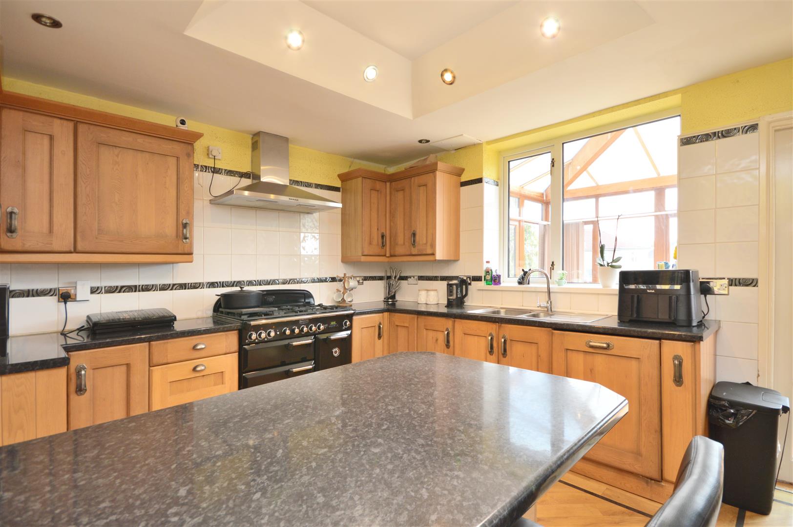 Kitchen / Breakfast